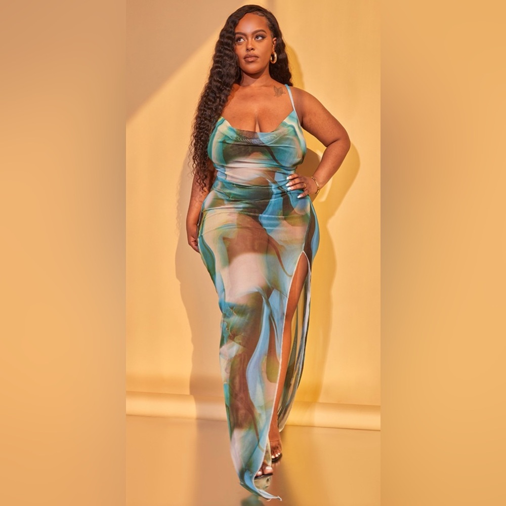 Plus PLT Teal Textured Print Mesh Maxi Dress - Size 20